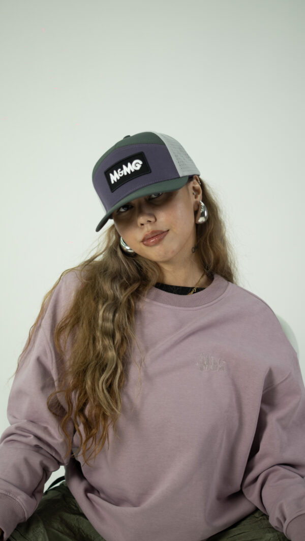 MDL Sweater - Image 6